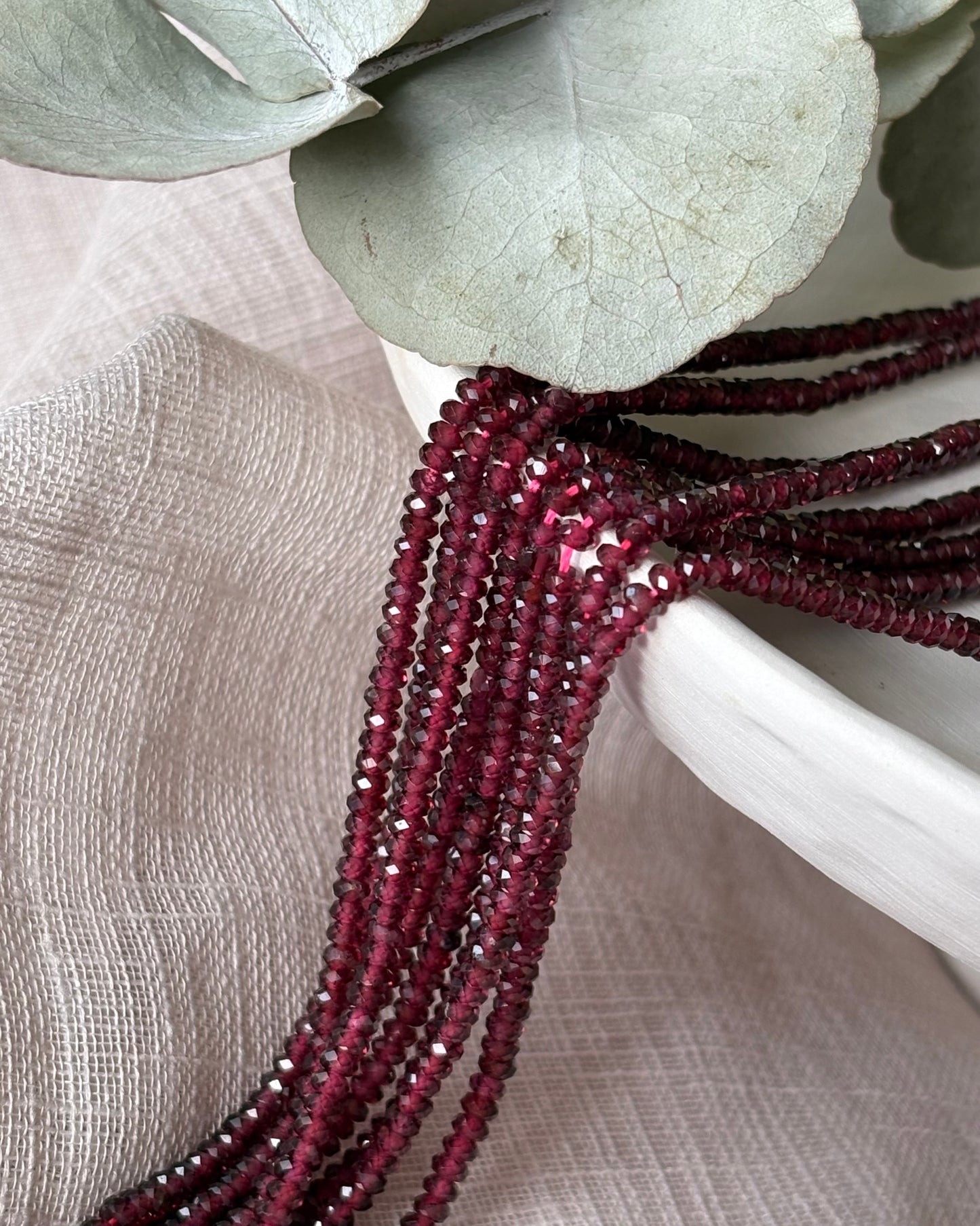 3mm Natural Garnet Gemstone Crystal Beads