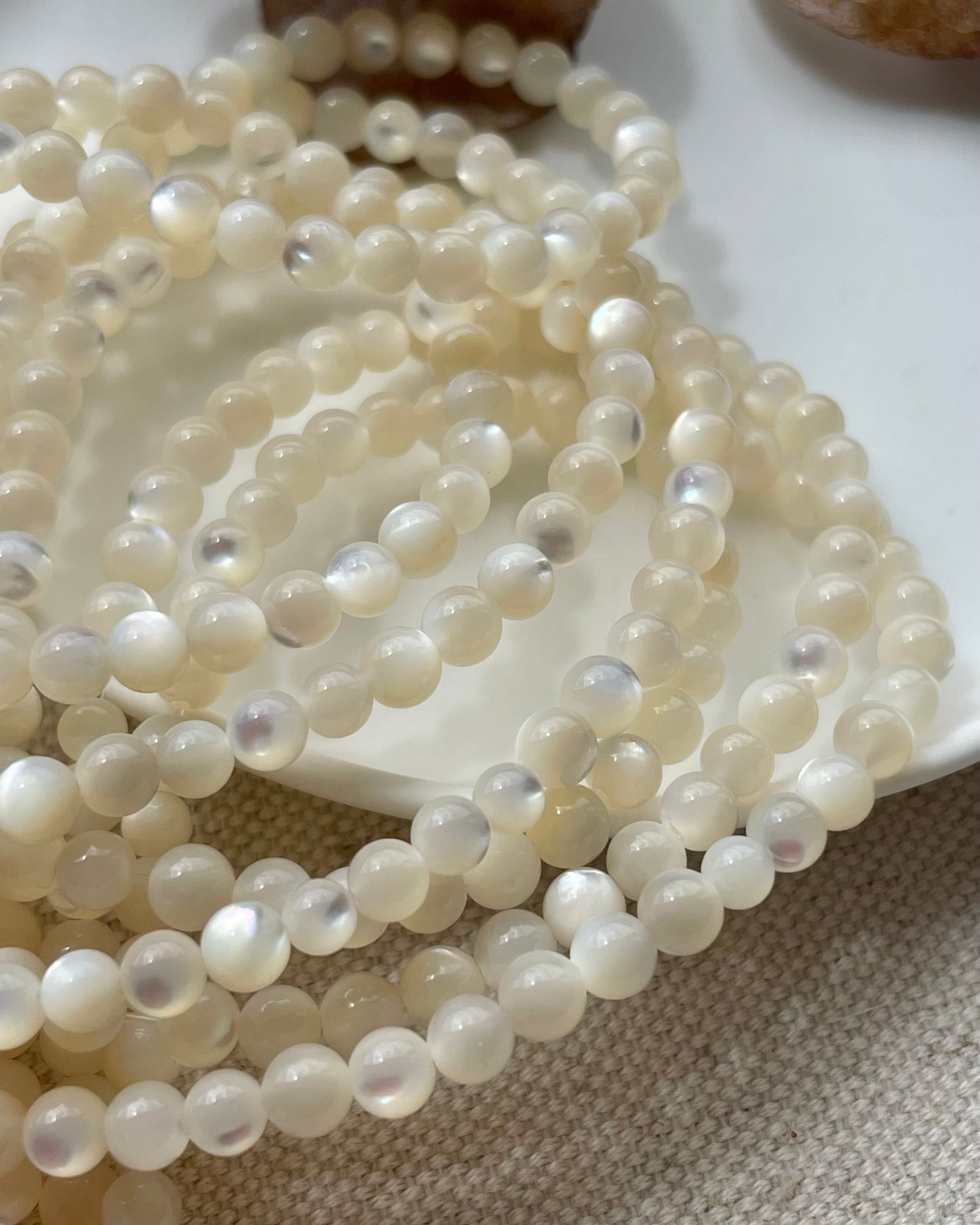 Cream 4mm Mother of Pearl Natural Beads